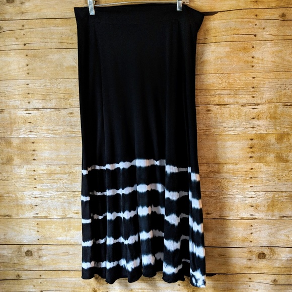 Tryst Dresses & Skirts - Tryst | Black with White Maxi Skirt | M
